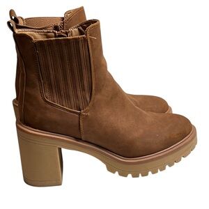DV by Dolce Vita Jetta Brown Chunky Heel Ankle Boots with Side‎ Zip Women’s 8.5